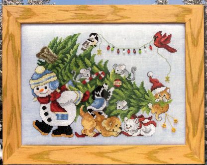 SCL635 Holiday Teamwork cross stitch pattern from Stoney Creek