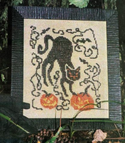 Black Cat and Pumpkin cross stitch pattern from Dames of the Needle